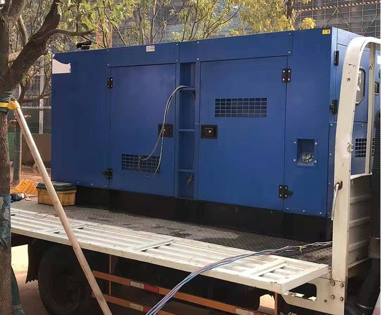 麻栗坡柴油发电机组空气滤清器多久更换一次？