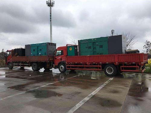 麻栗坡涂抹密封胶后，需要等待多长时间才能安装水冷式机油散热器密封件？